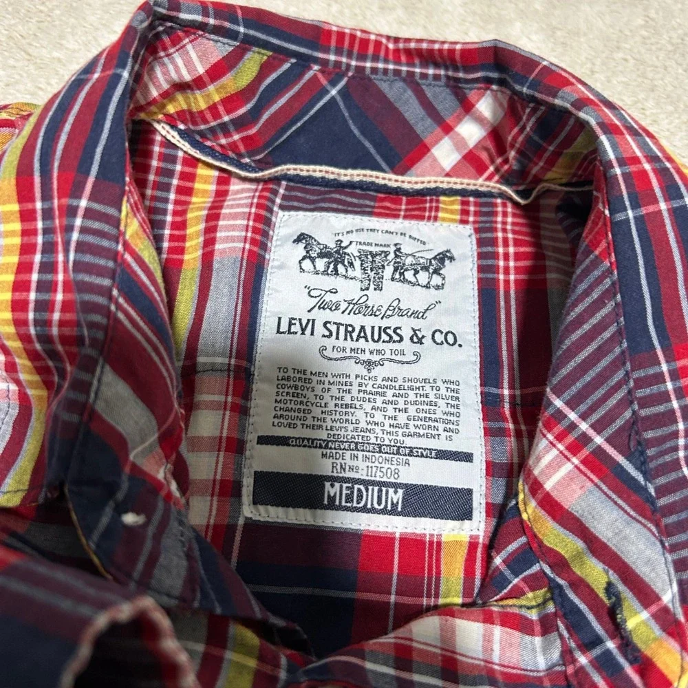 Levi Strauss Western Shirt Mens Medium Red Navy Plaid Pearl Snap Cowboy Rodeo